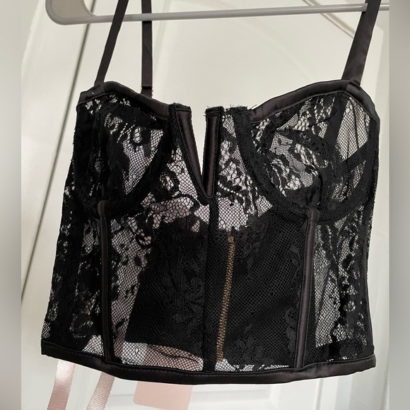 HOUSE OF CB- Bustier - Picture 14 of 14